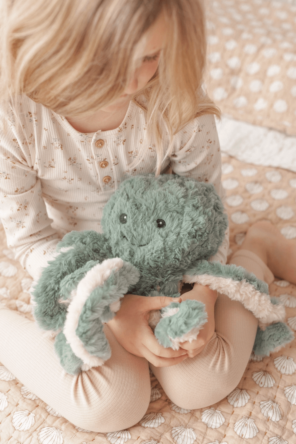 Ollie the Weighted Octopus