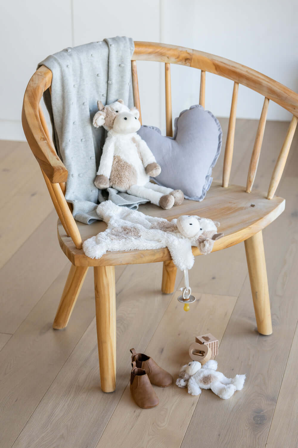 Clover Cow - Beige