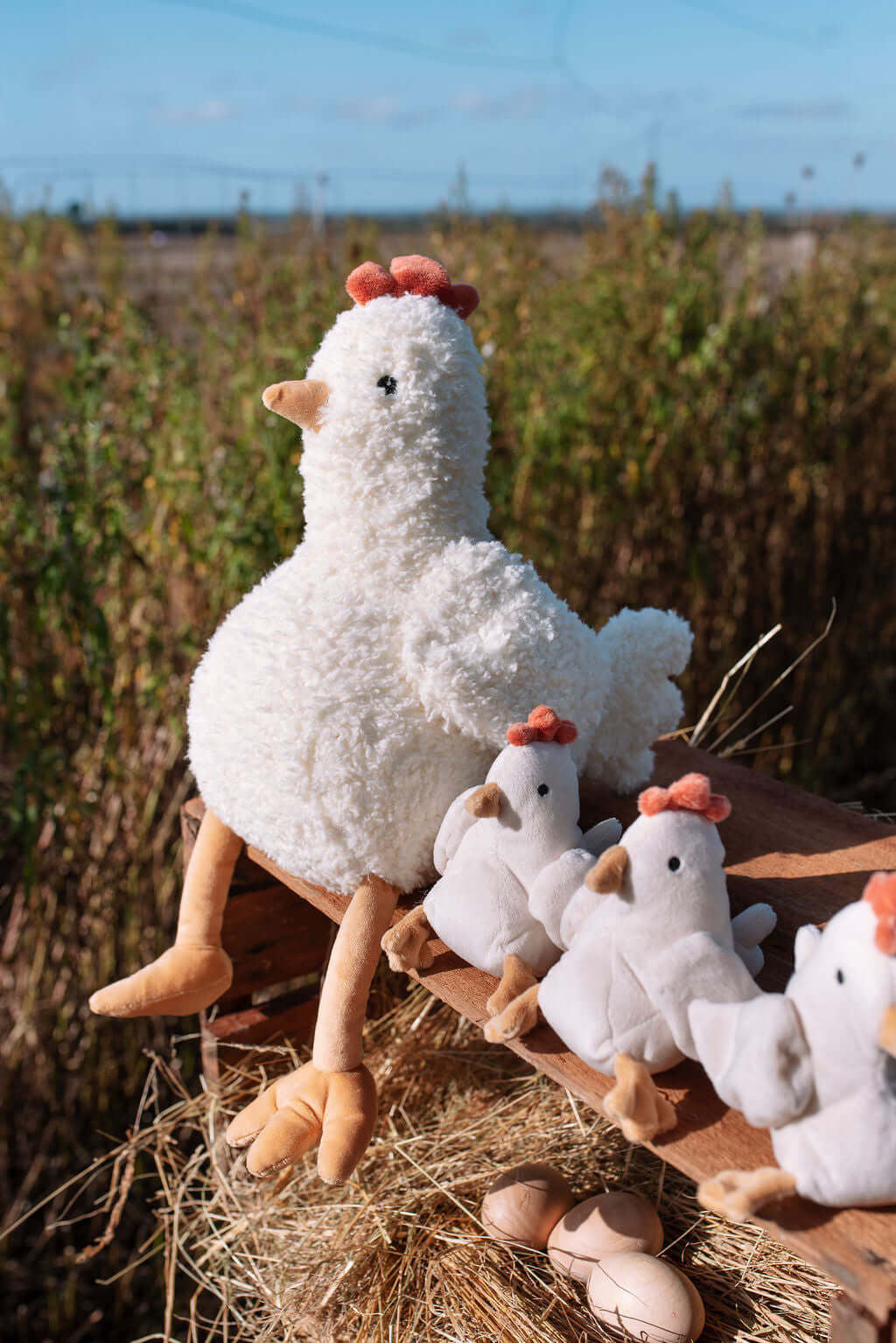 Nana Huchy soft plush toy – Henrietta the Hen by Arch & Ted