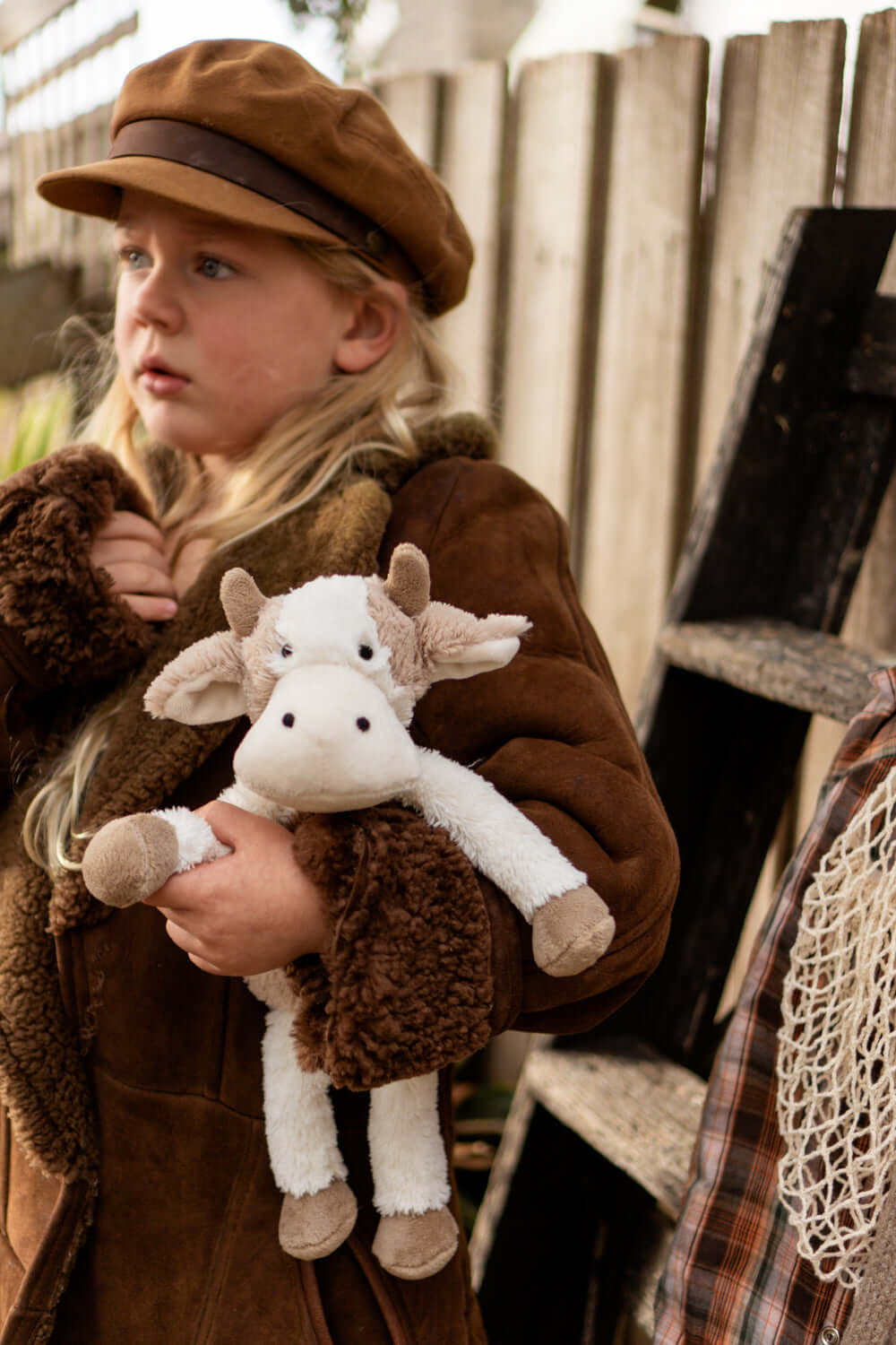 Clover Cow - Beige